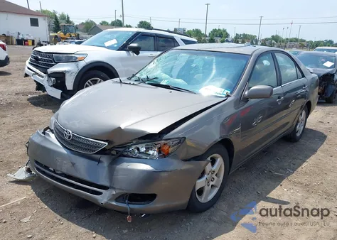 2003 Toyota Camry Se z USA, uszkodzony, nr VIN 4T1BE32K93U654952